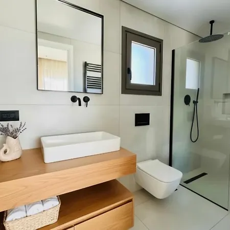 Citrus With Pool And Sea View Near Nafplio *