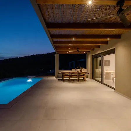Citrus With Pool And Sea View Near Nafplio * Drepano (Argolis)