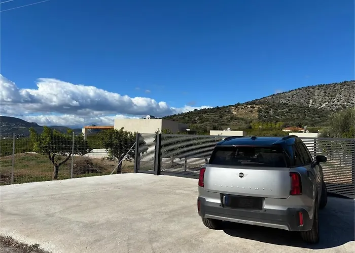 別荘 Citrus With Pool And Sea View Near Nafplio *