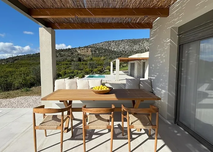 Citrus With Pool And Sea View Near Nafplio 別荘 *